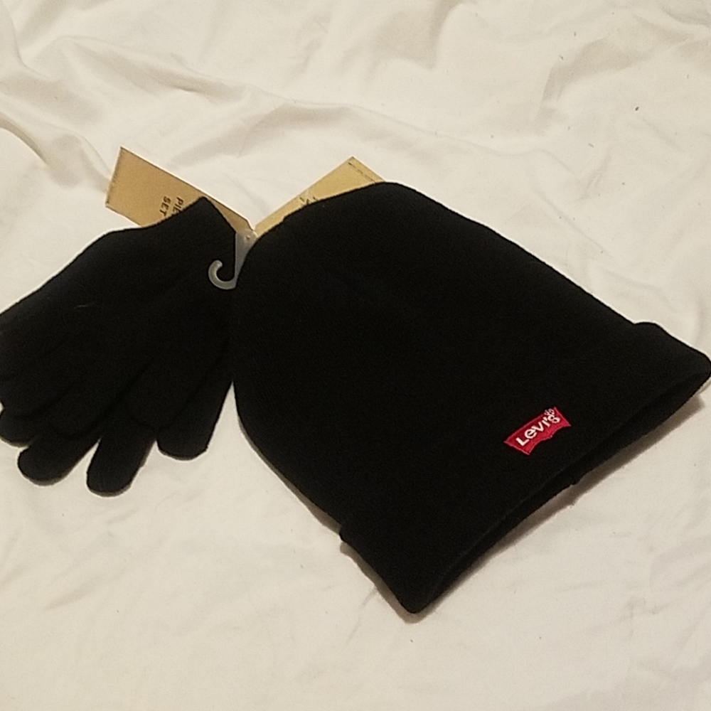 Levi's youth set
